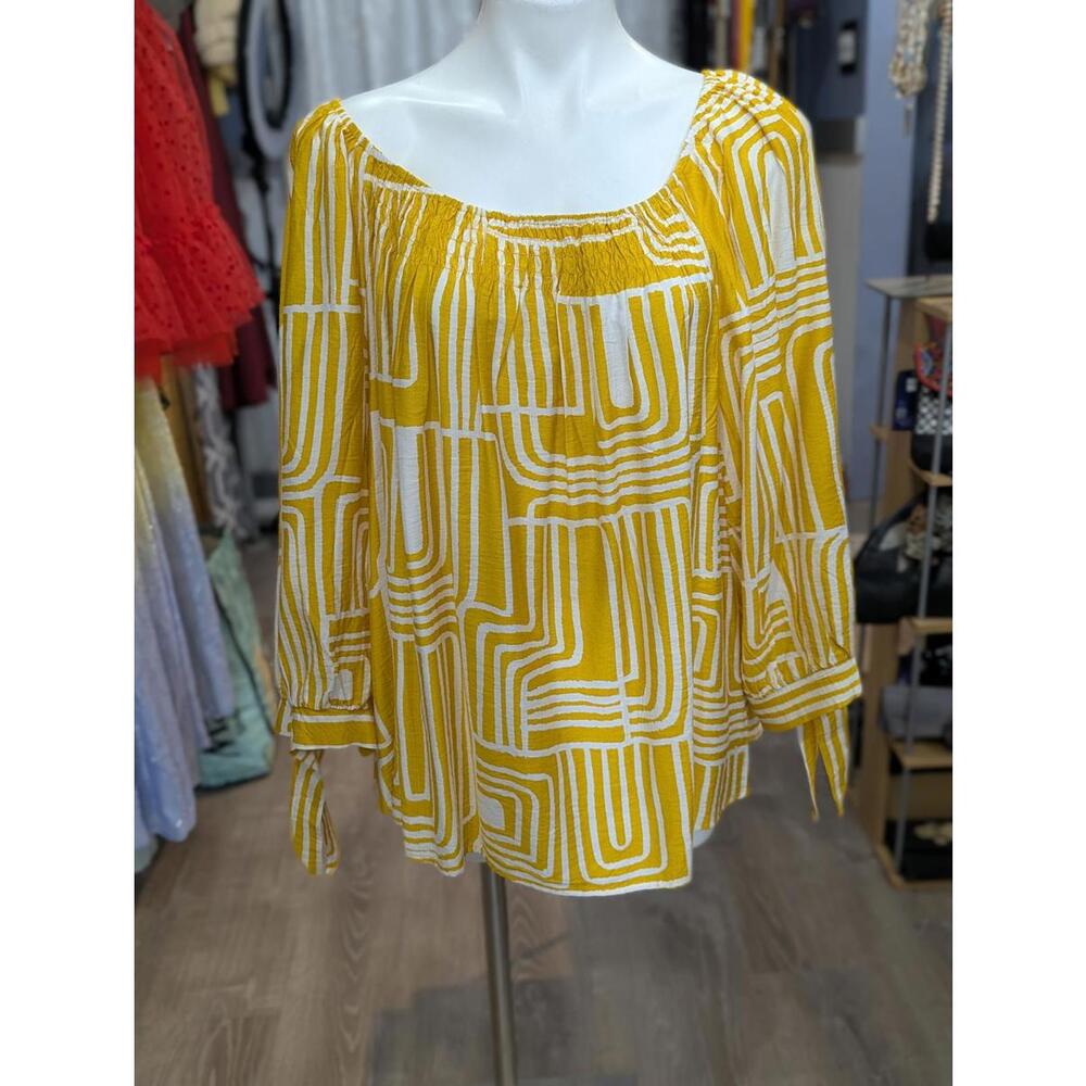 Geometric Patterned Blouse